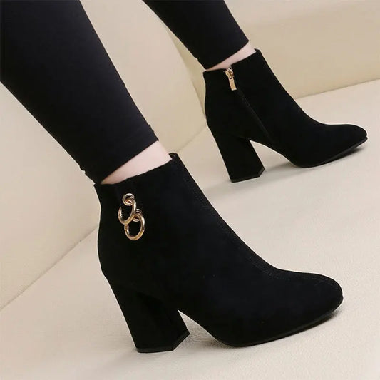 OLIVIA | Retro Plüsch Stiefeletten